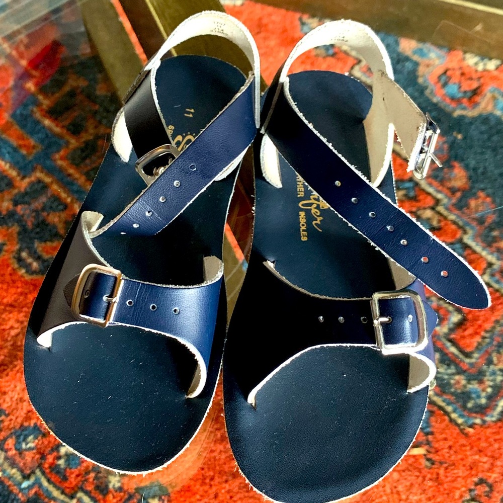 Sun San, navy blue, size 11 , EUC